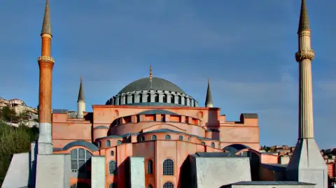 Daily Miniaturk Tour from Istanbul – Pierre Loti Hill & Cevahir Mall