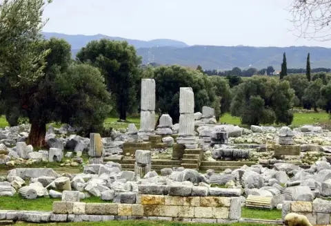 Daily Teos & Sigacik Tour from Didim – Sigacik Castle & Temple of Dionysus