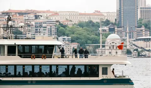 Istanbul in 5 Days: Bosphorus Cruise, Old City & Gala Dinner (Group Tour)
