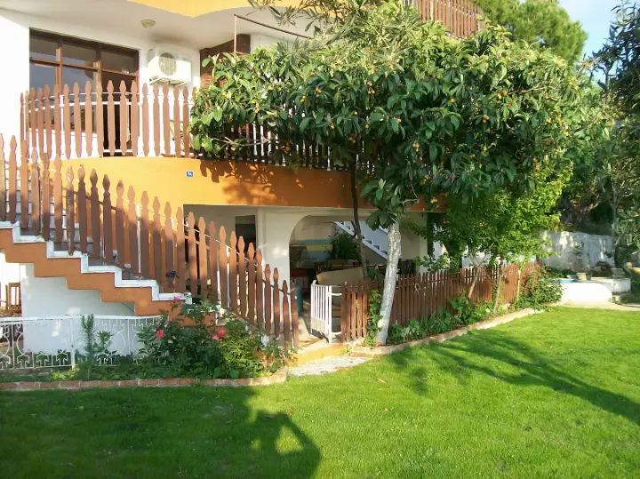 Asia Apart Otel — Kuşadası - Ephesus
