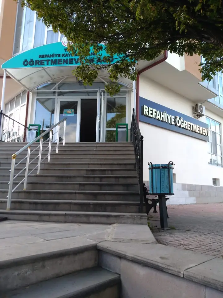 Refahiye Öğretmenevi — Refahiye, Erzincan