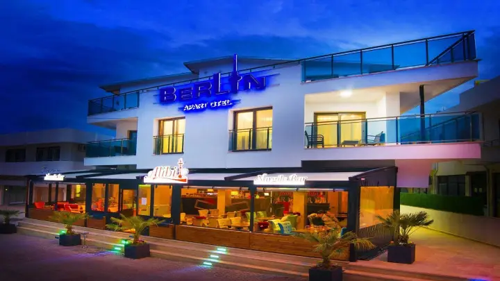 Berlin Butik Otel — Çamlık, Didim