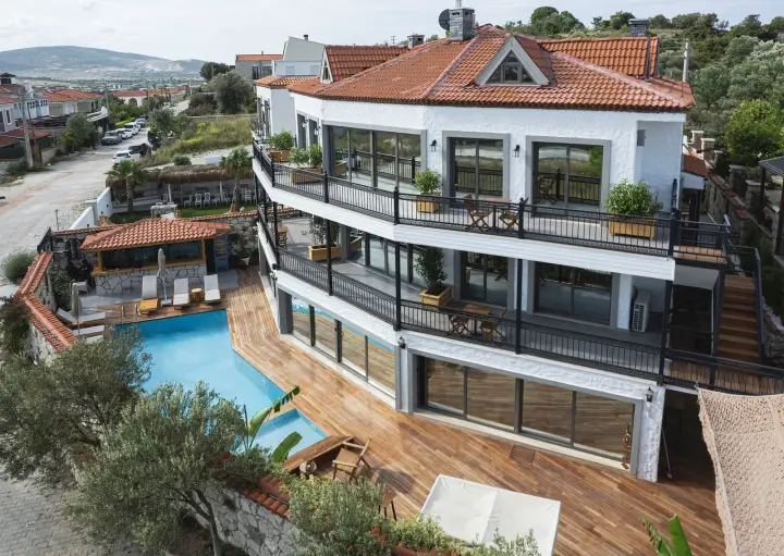 Luna's Alaçatı Hotel — Çeşme