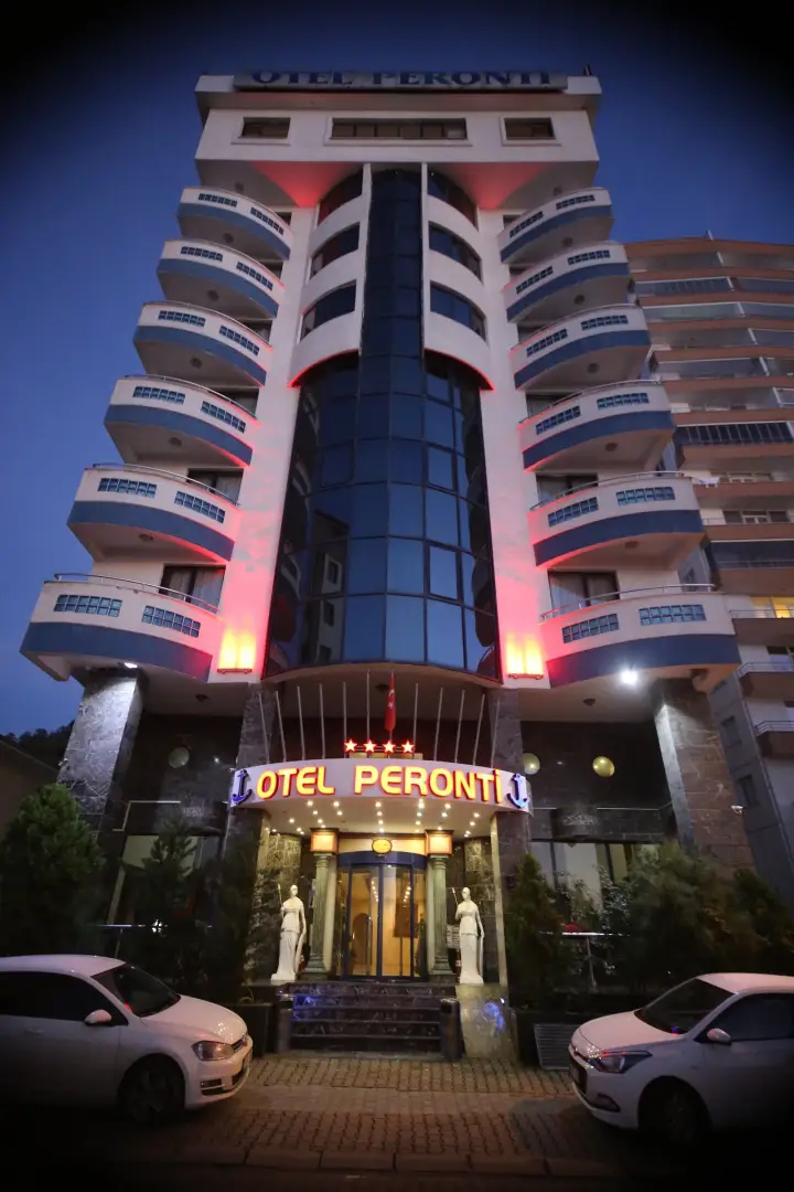 Otel Peronti — Hopa, Artvin
