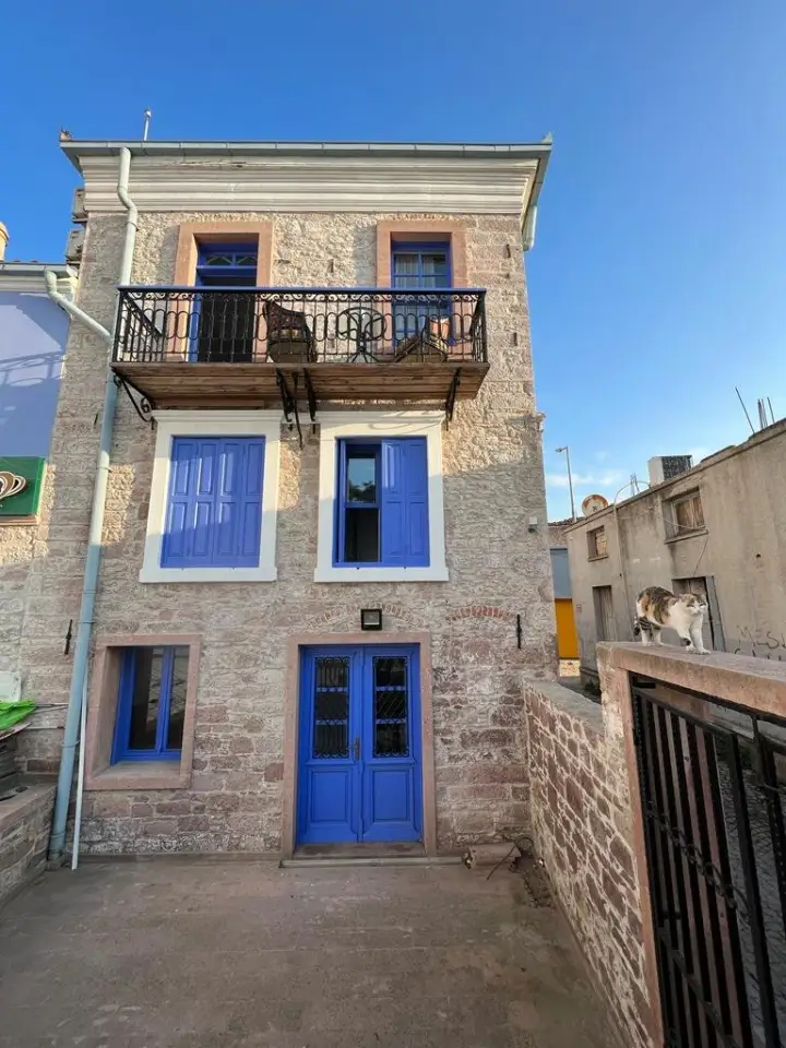 Deniz Önü Pansiyon — Ayvalık, Balıkesir