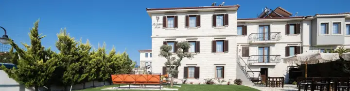 Bi Salkım Perla Otel — Bozcaada, Çanakkale