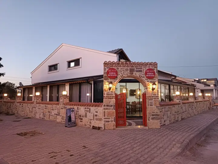 KKN Kumsal Butik Otel — Dikili, İzmir