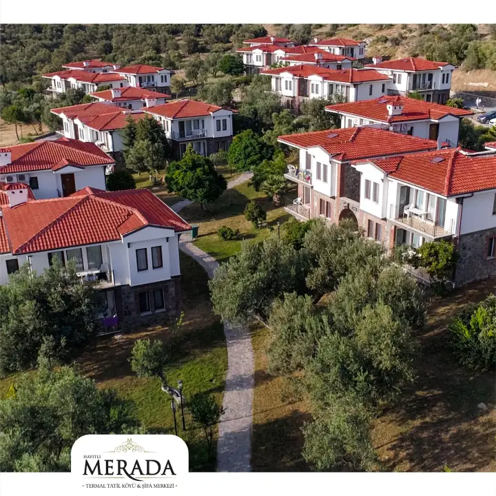 Hayıtlı Merada Termal Otel — Dikili, İzmir