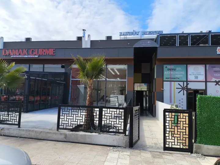 Ala Suits — Yunus Emre, Manisa