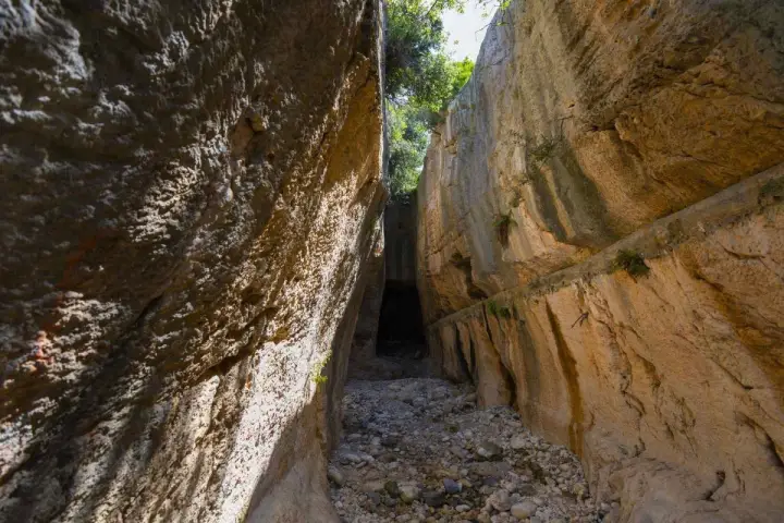 Hatay Çevlik Archaeological Site — Hatay