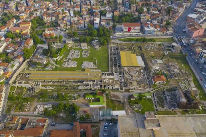 İzmir Agora Archaeological Site — İzmir