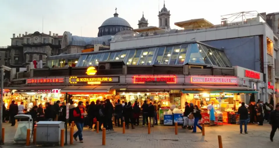 İstiklal Caddesi