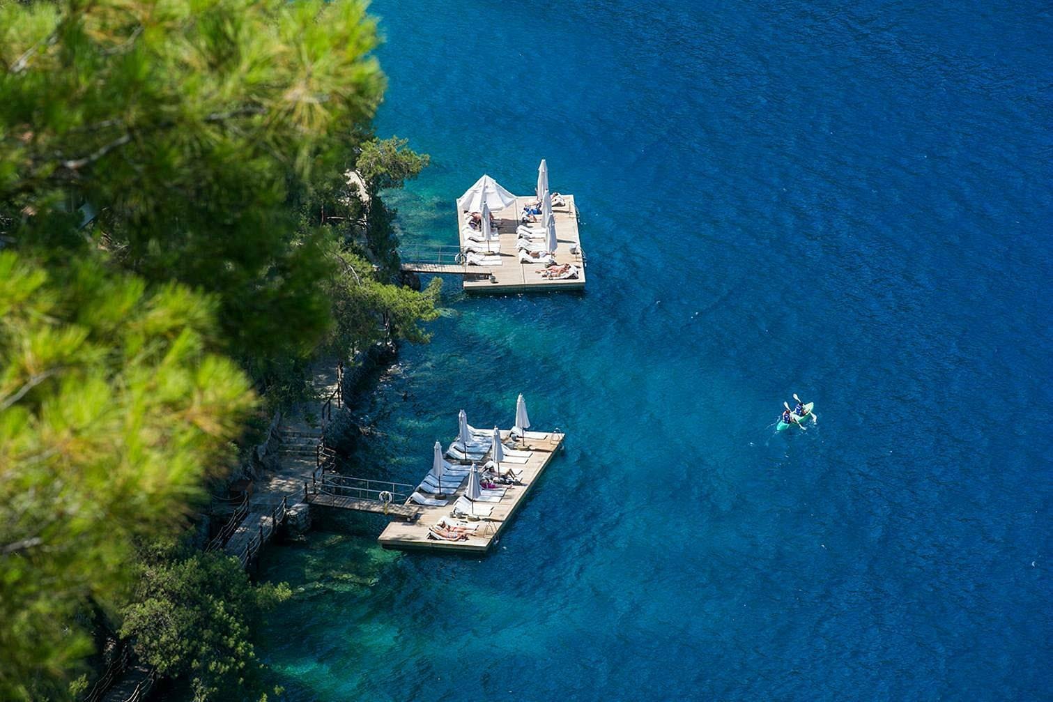 Hillside Beach Club photo 5