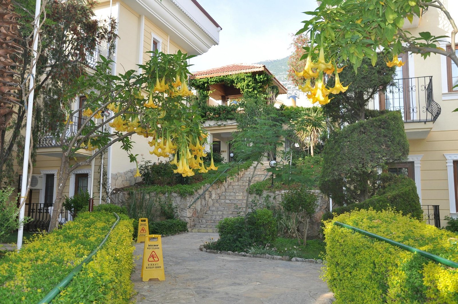 Yel Holiday Resort photo 8