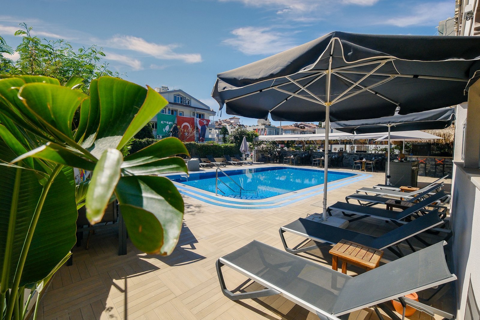 Moni Hotel photo 5