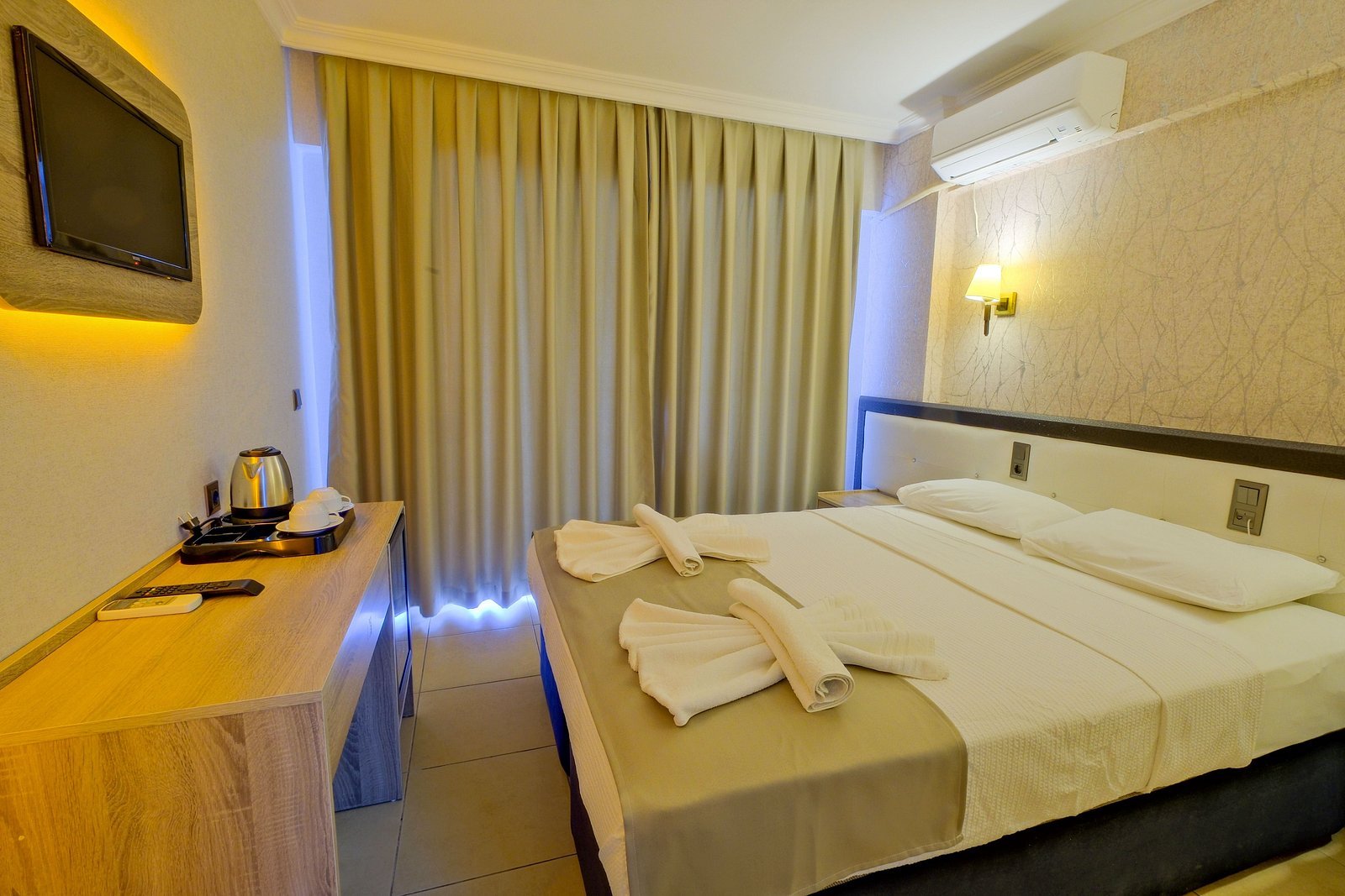 Moni Hotel photo 7
