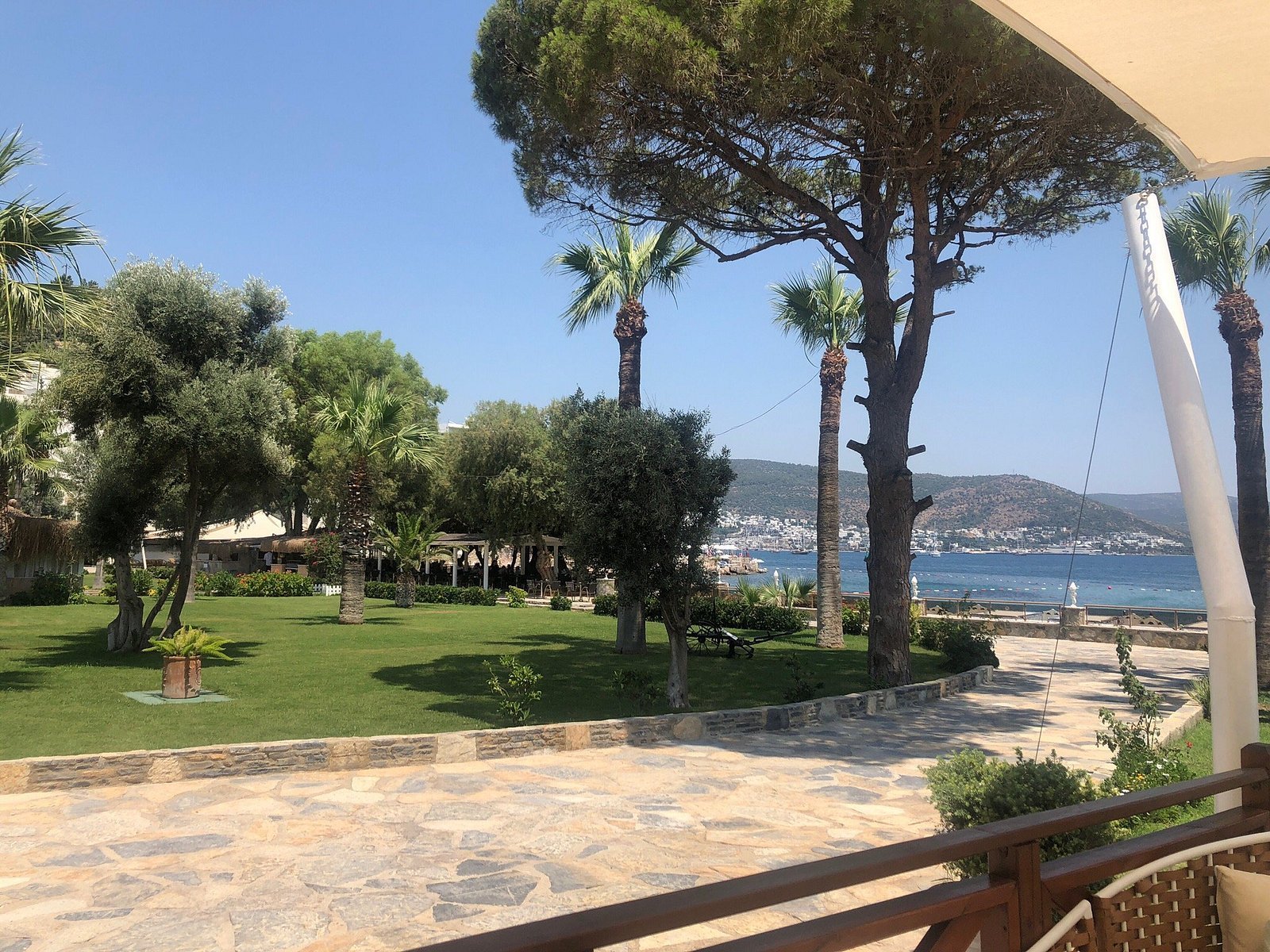 Azka Otel photo 5