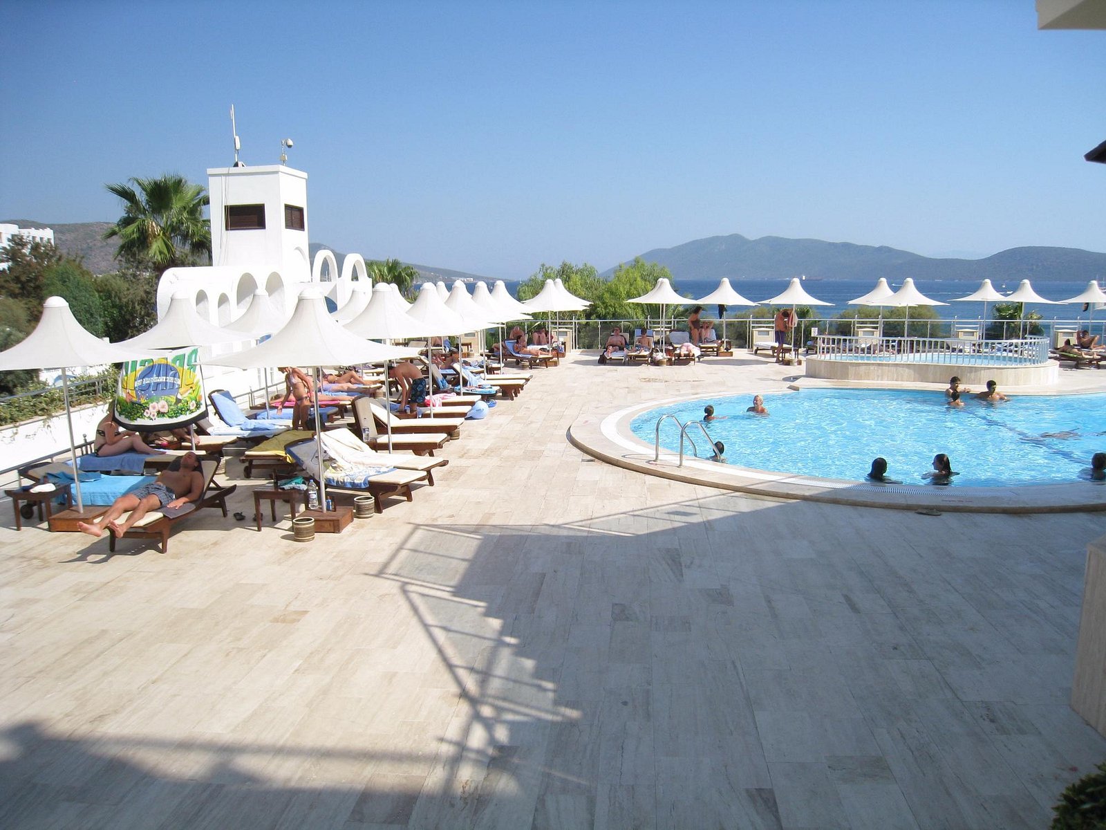 Azka Otel photo 12