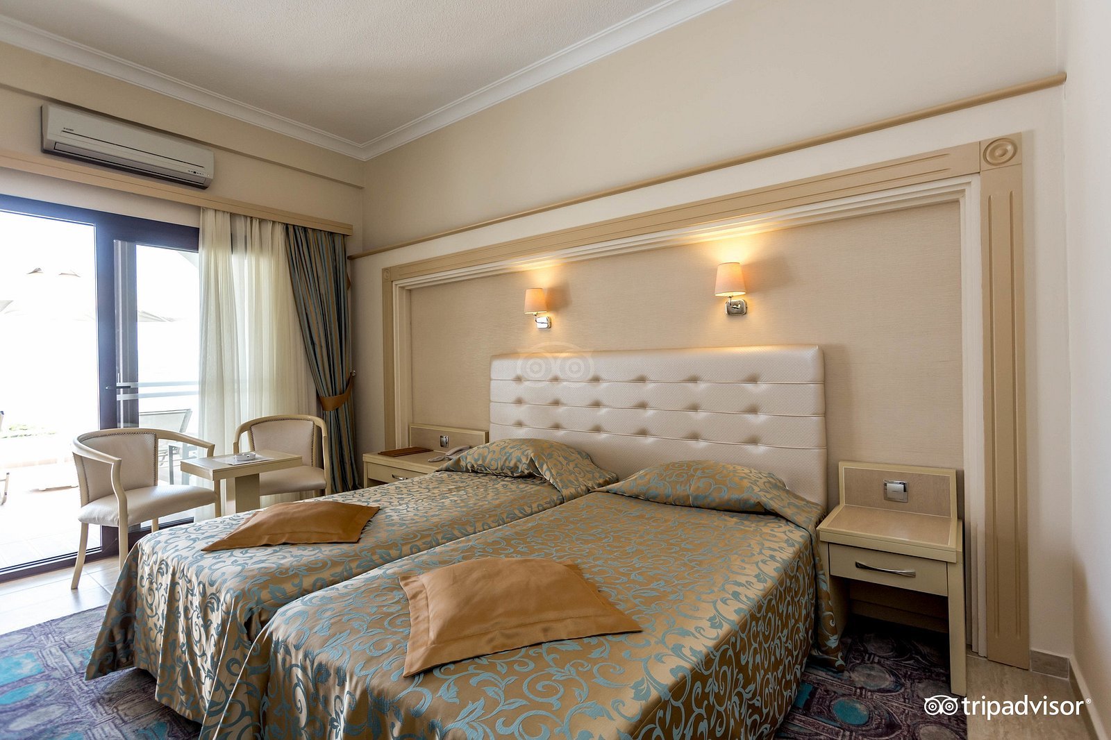 Azka Otel photo 15