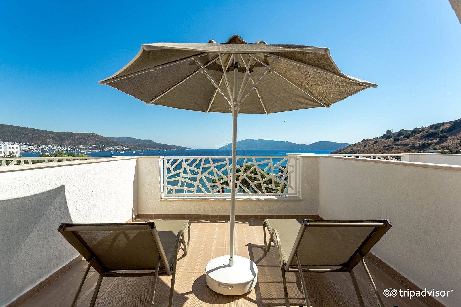 Azka Otel photo 18