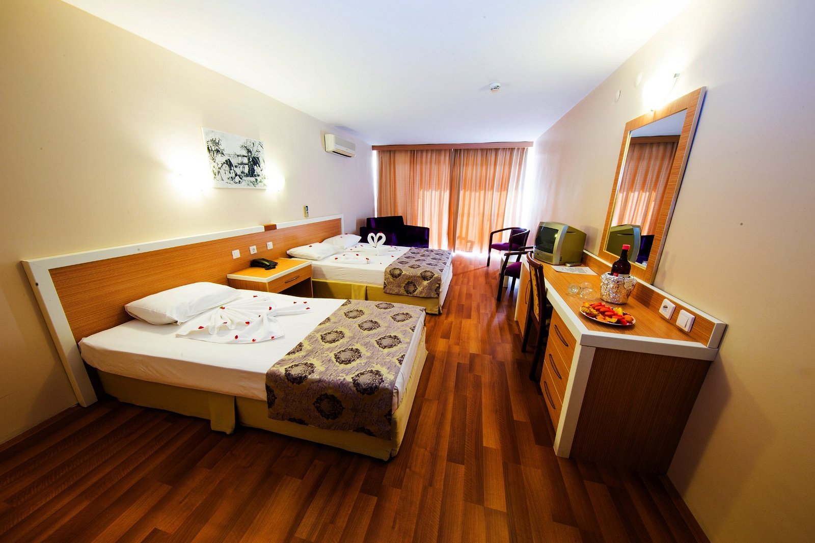 Tuntas Beach Hotel Altinkum photo 7