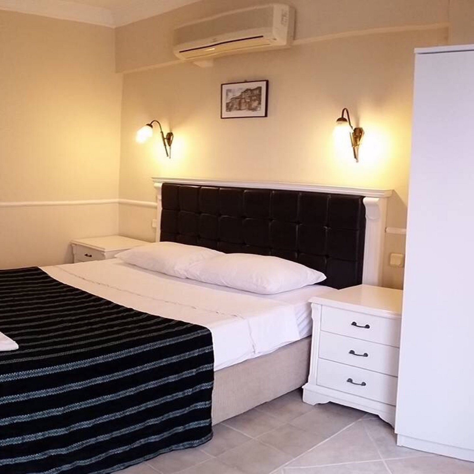 Hani Hotel photo 8