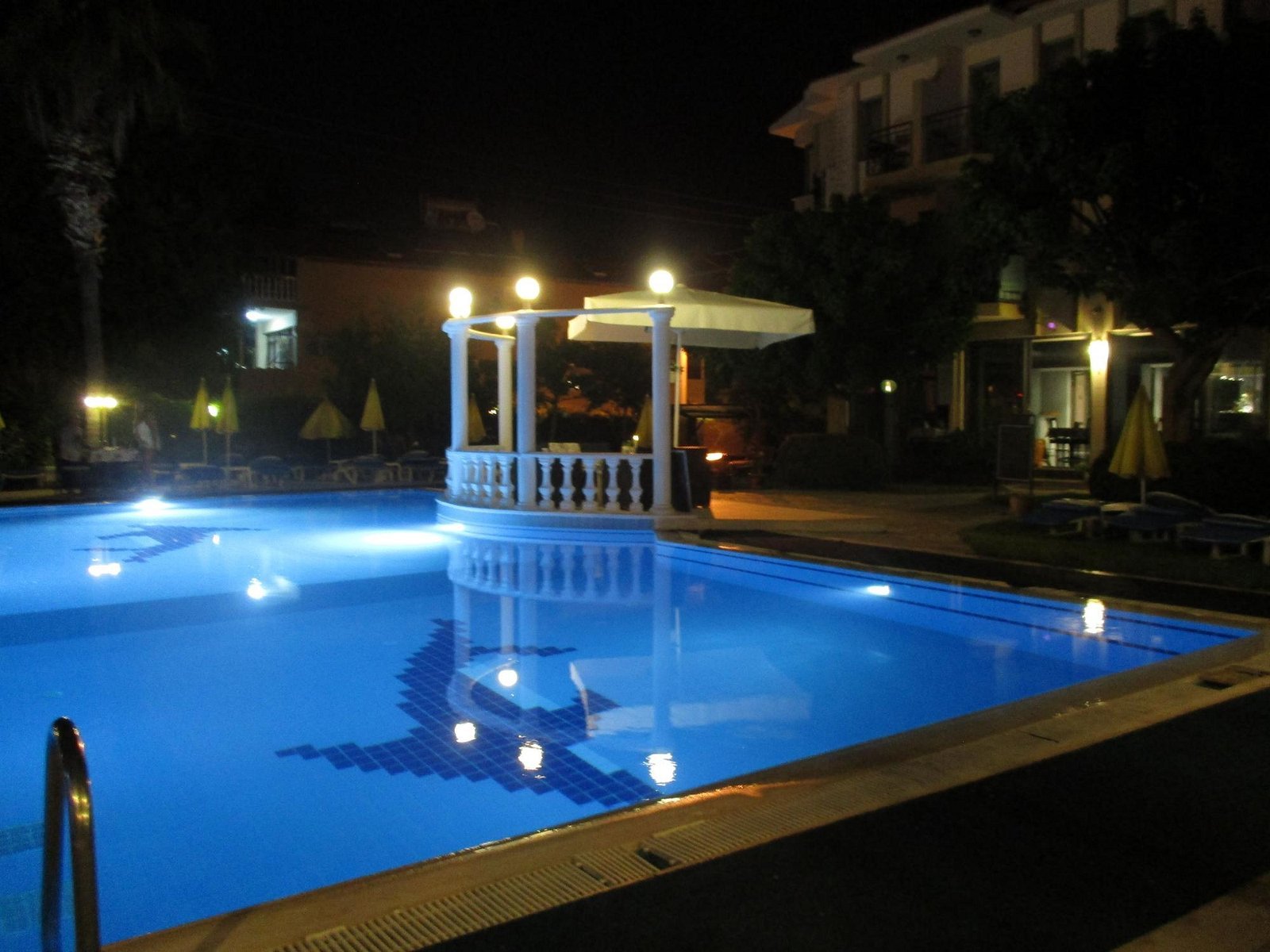 Golden Moon Hotel photo 17