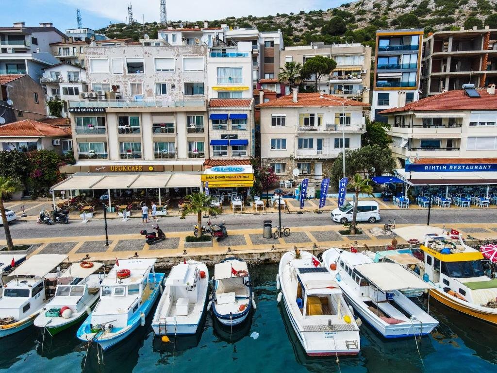 Larimar Hotel — Alacati