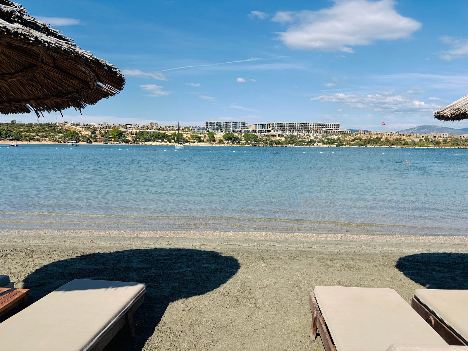Anda Barut Collection photo 6