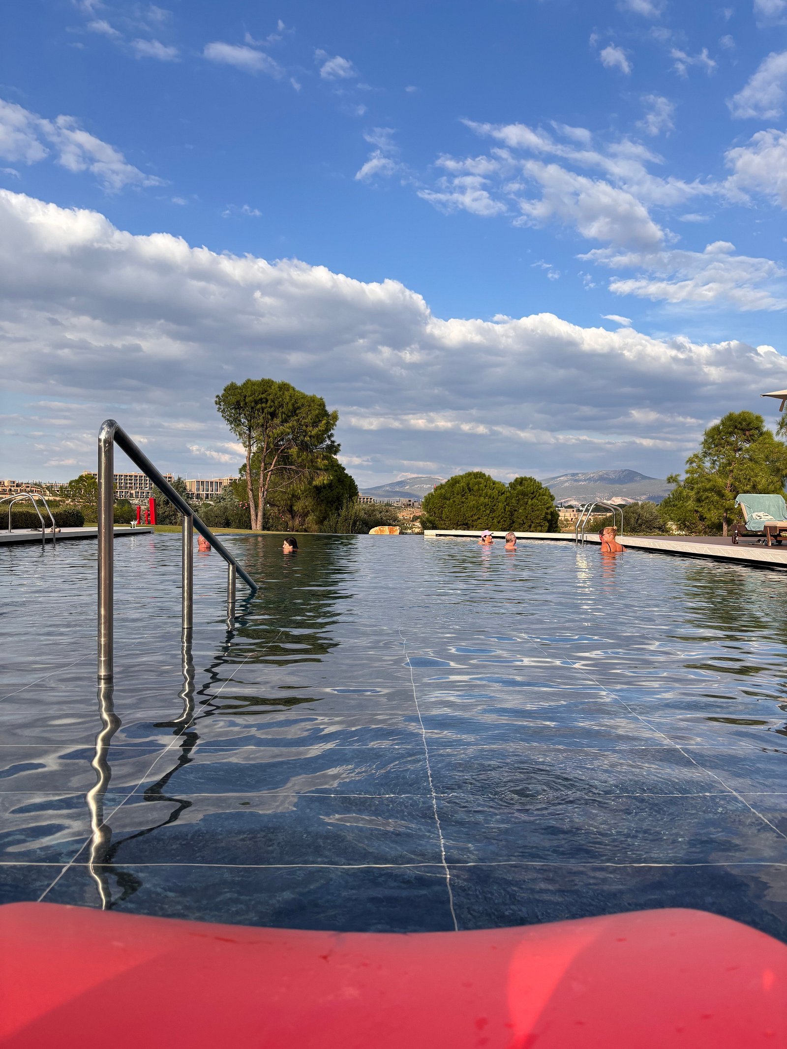 Anda Barut Collection photo 15