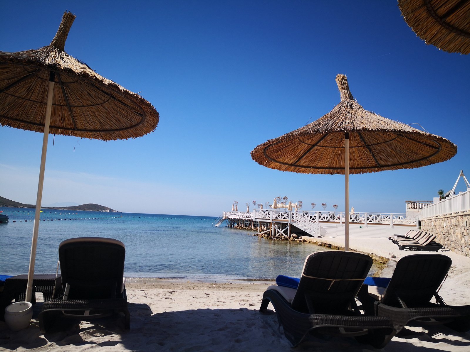 Design Plus Seya Beach Hotel photo 6