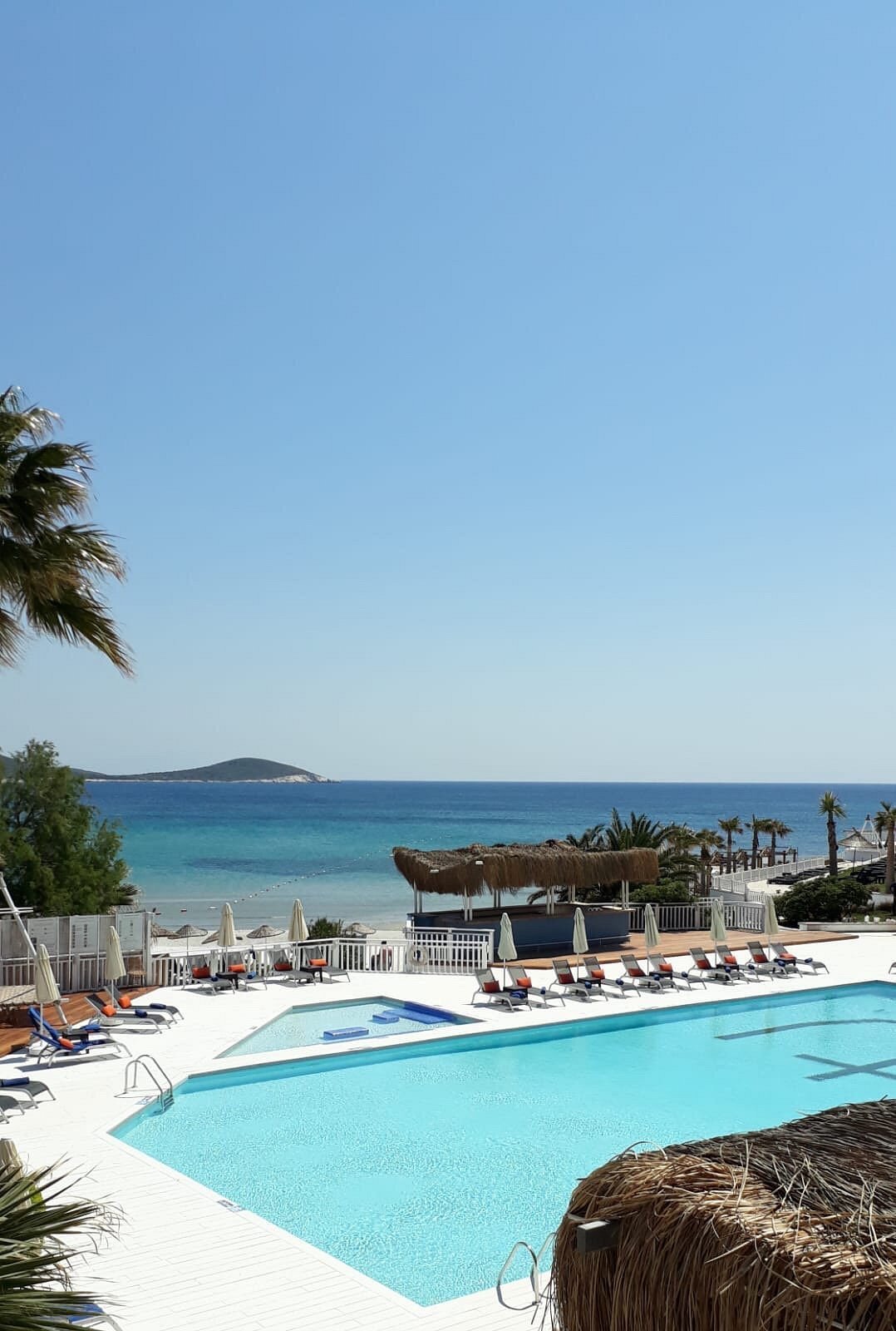 Design Plus Seya Beach Hotel photo 18