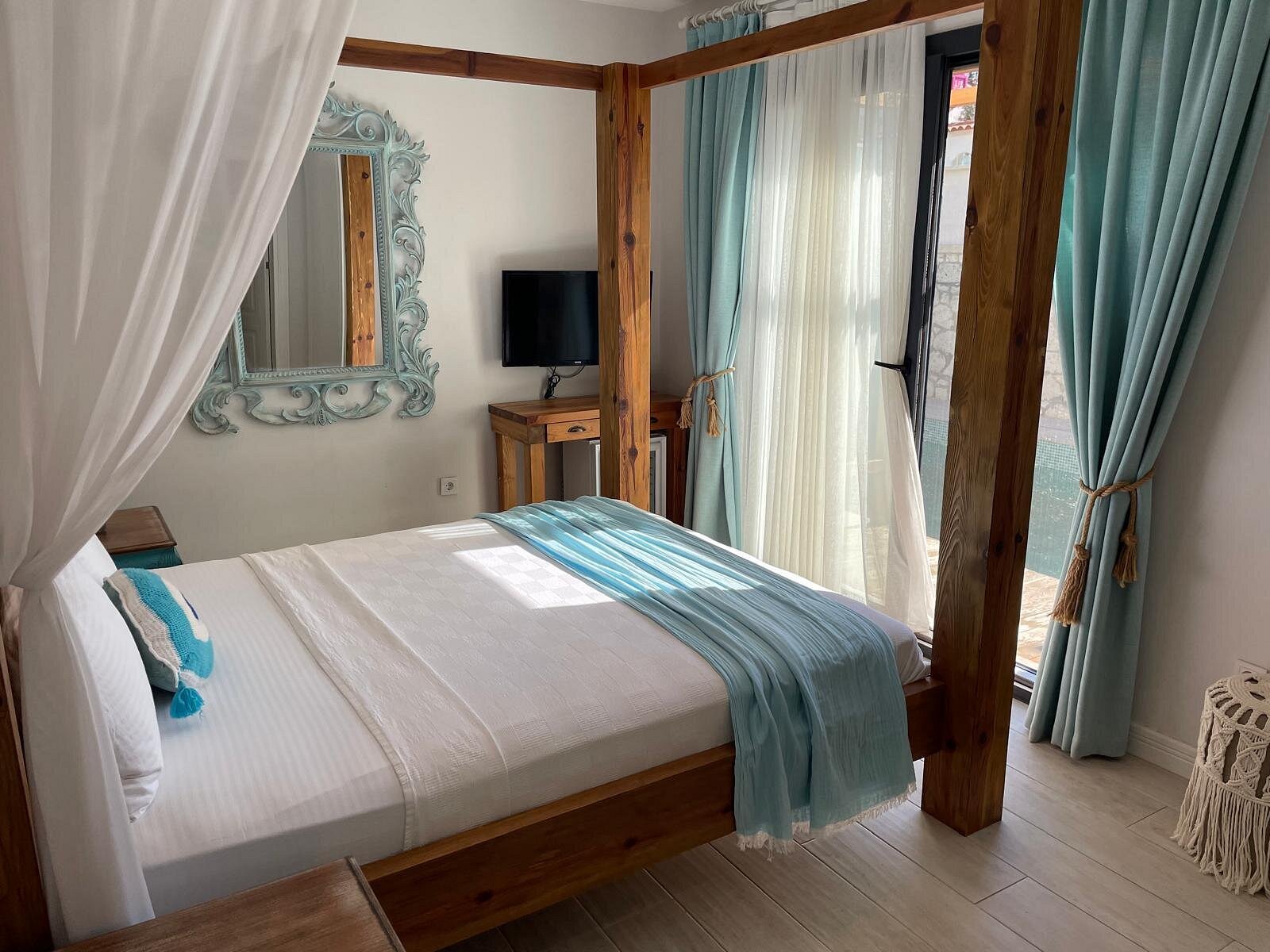 Chloe Boutique Hotel photo 5