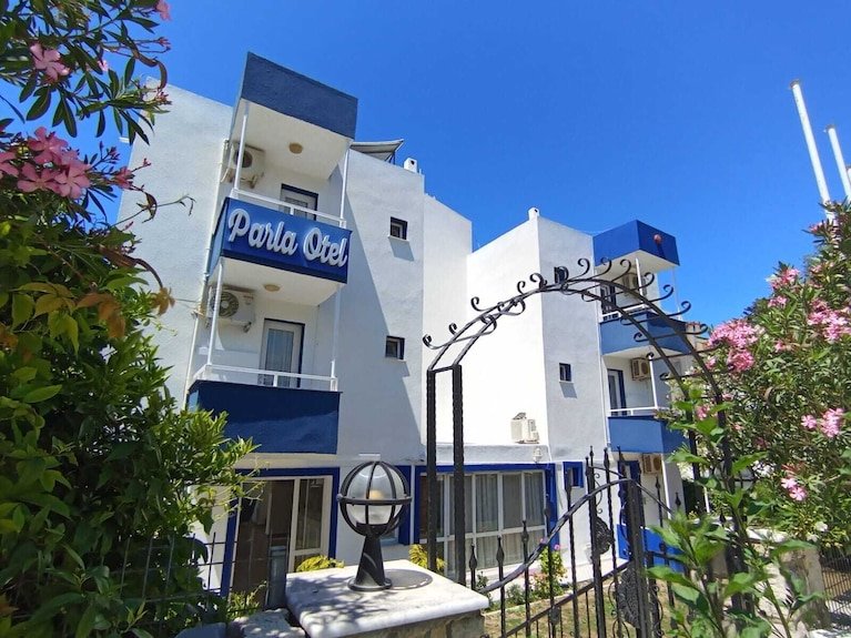 Parla Apart Otel — Musalla mah., Çeşme
