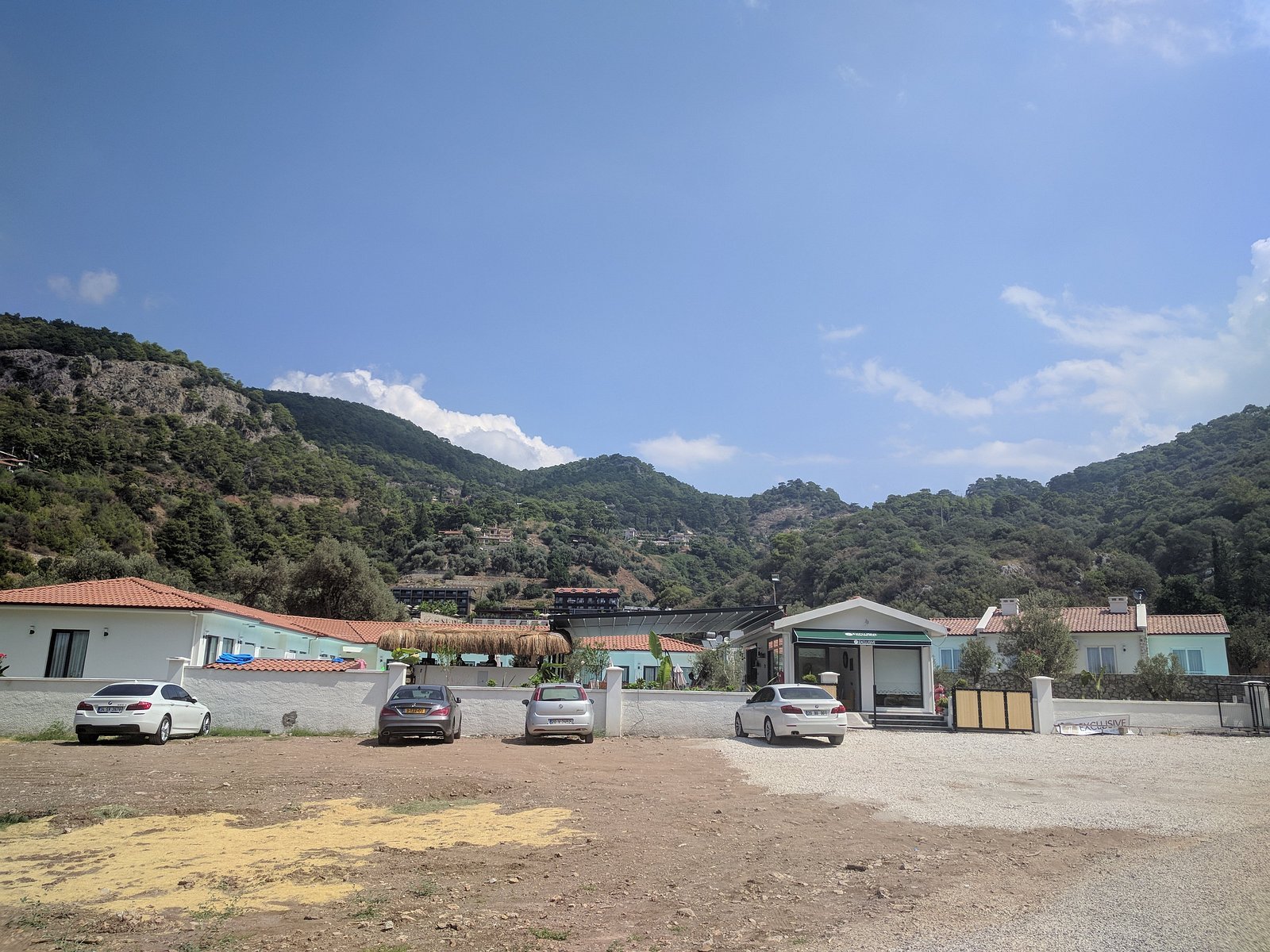 Z Exclusive Hotel and Villas photo 3