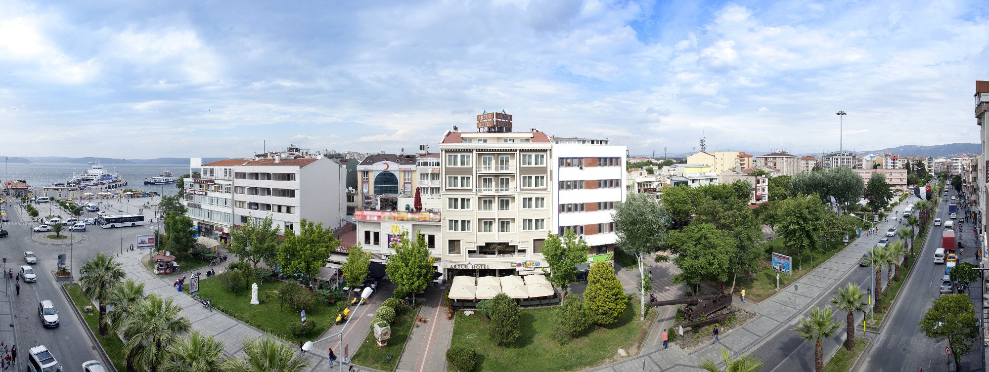 Artur Hotel