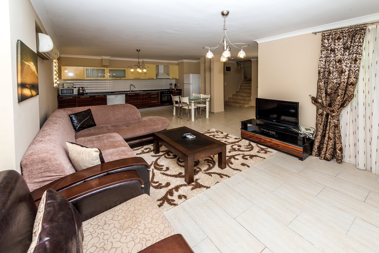 Diana Residence photo 14