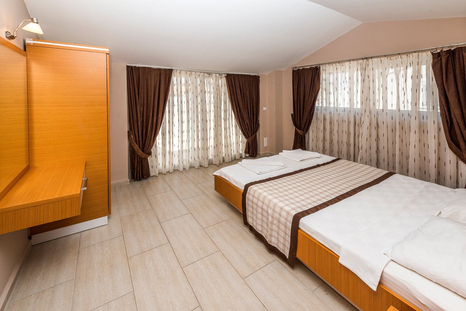 Diana Residence photo 15