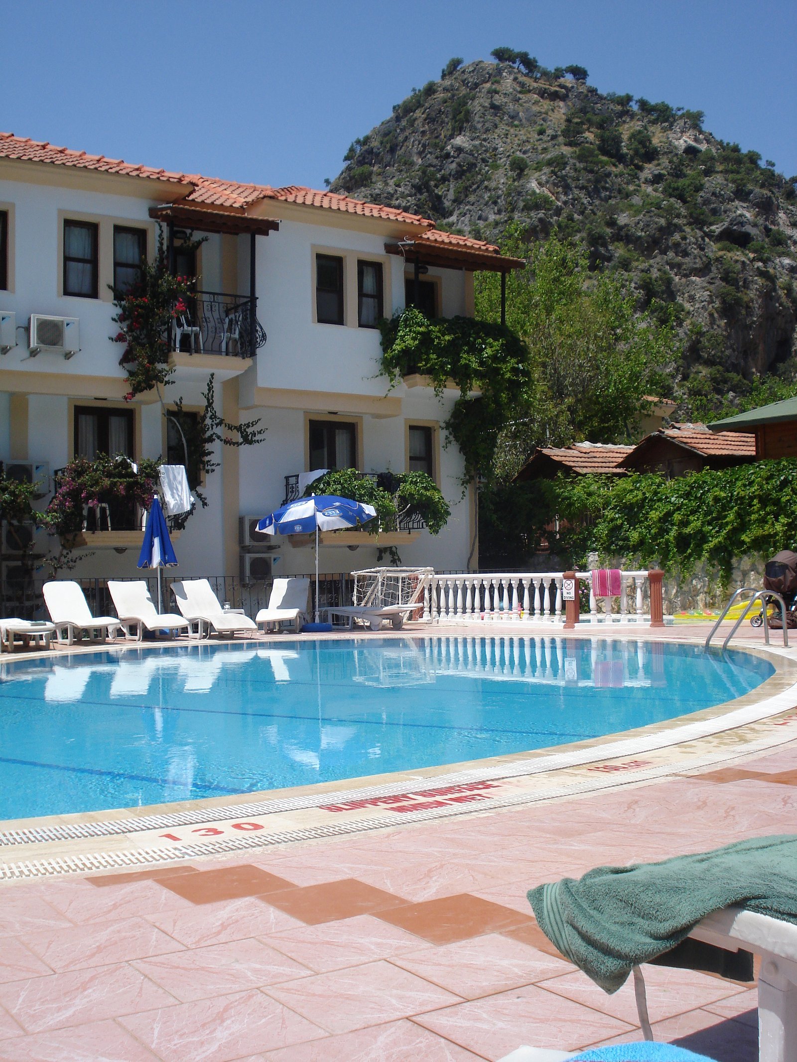 Karbel Beach Hotel photo 3