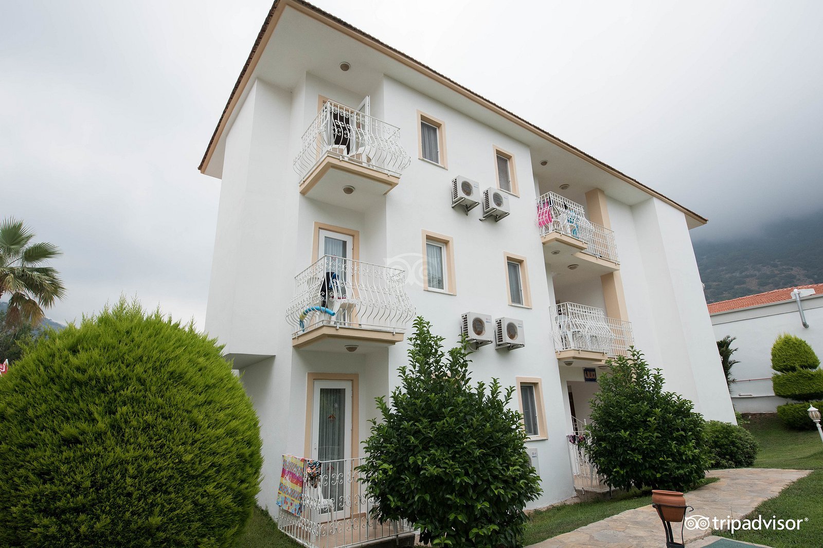 Karbel Beach Hotel photo 2