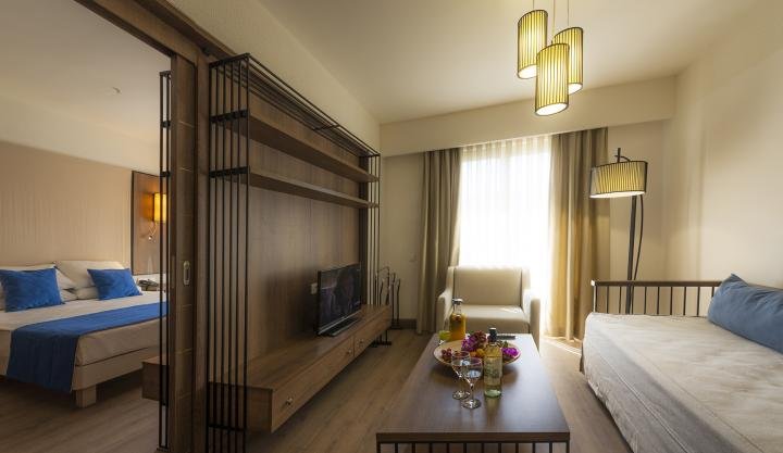 Liv Hotel photo 13