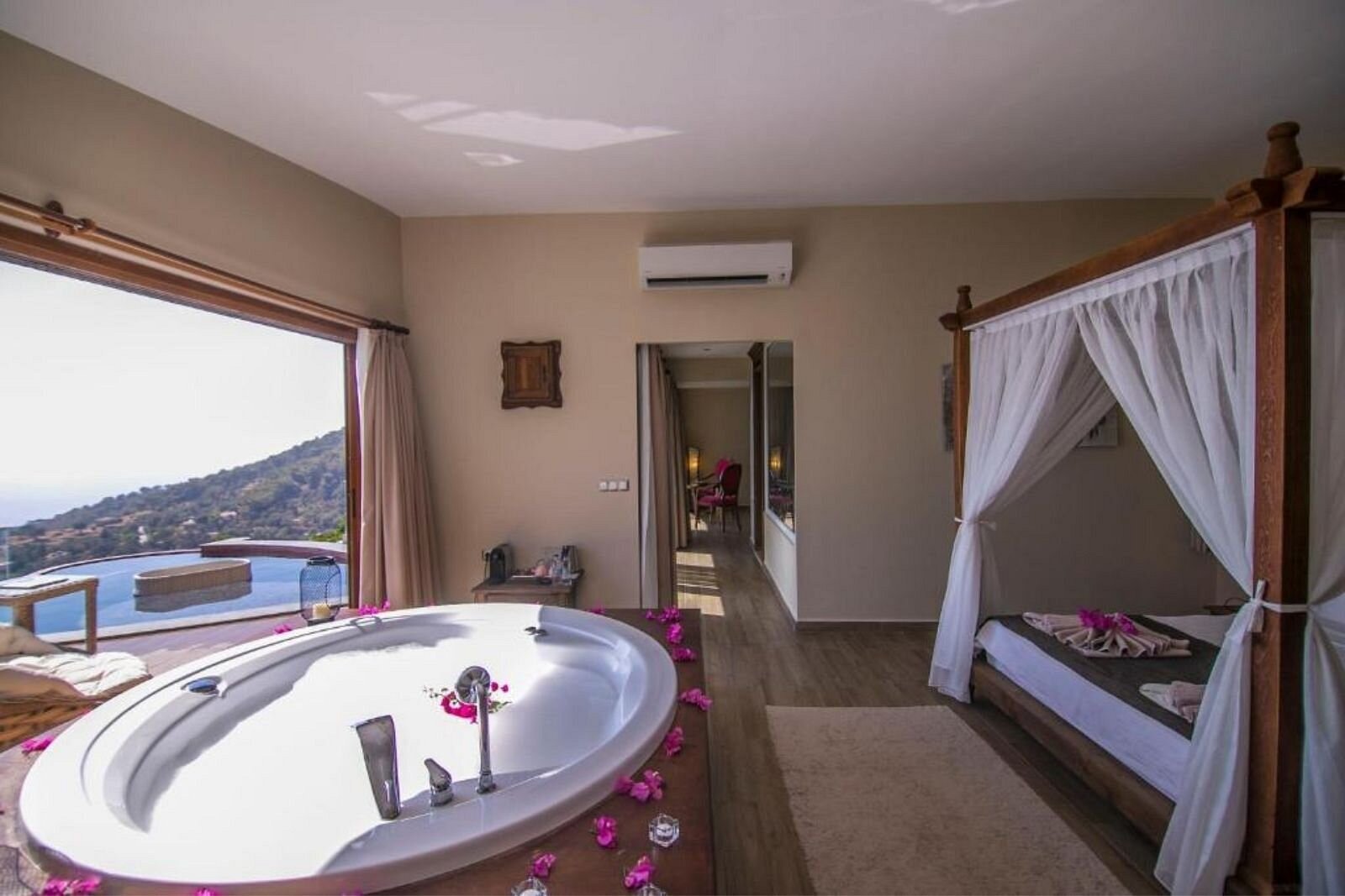 Lissiya Hotel photo 14