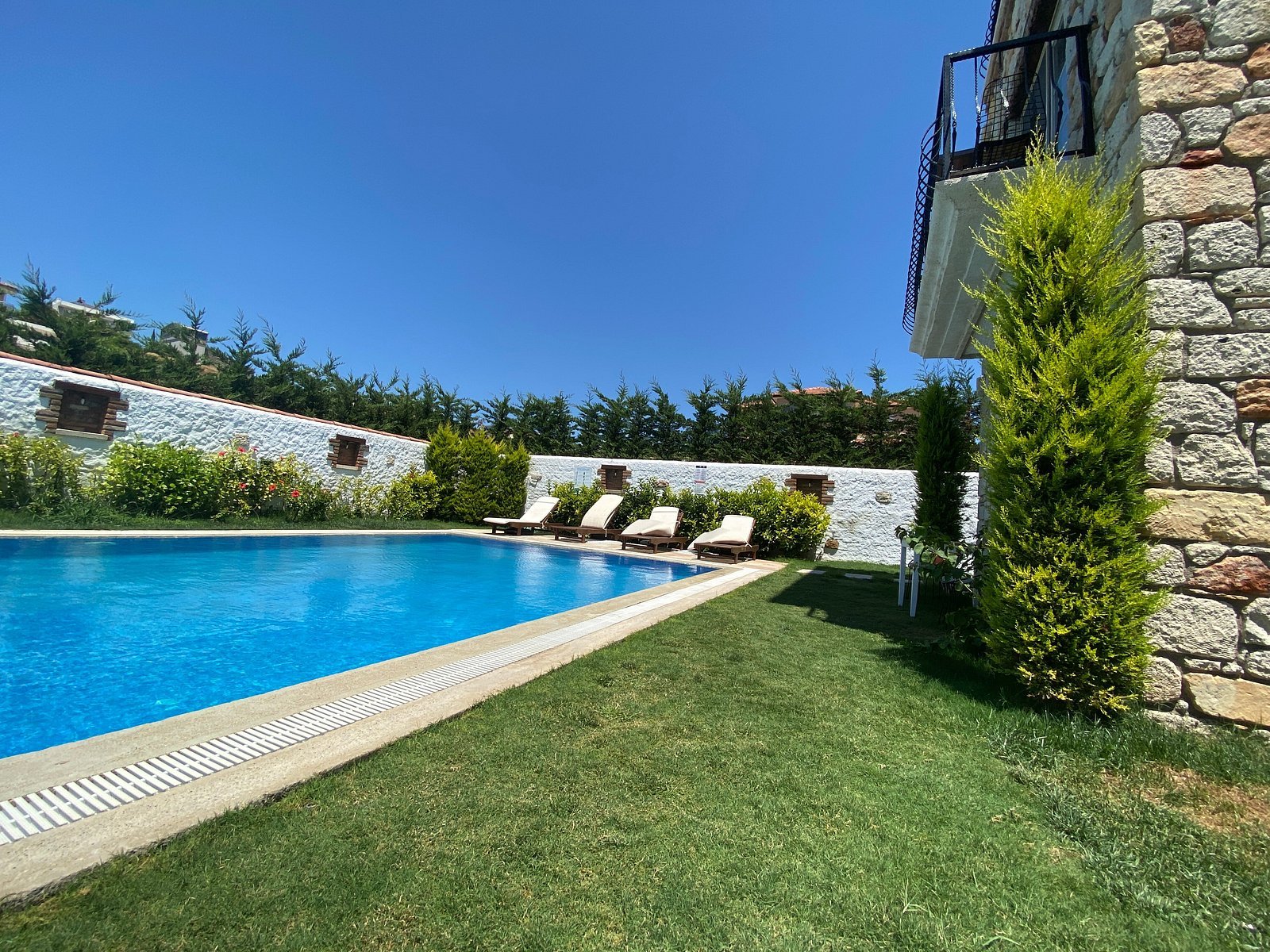 Elysium Butik Otel Çeşme photo 6