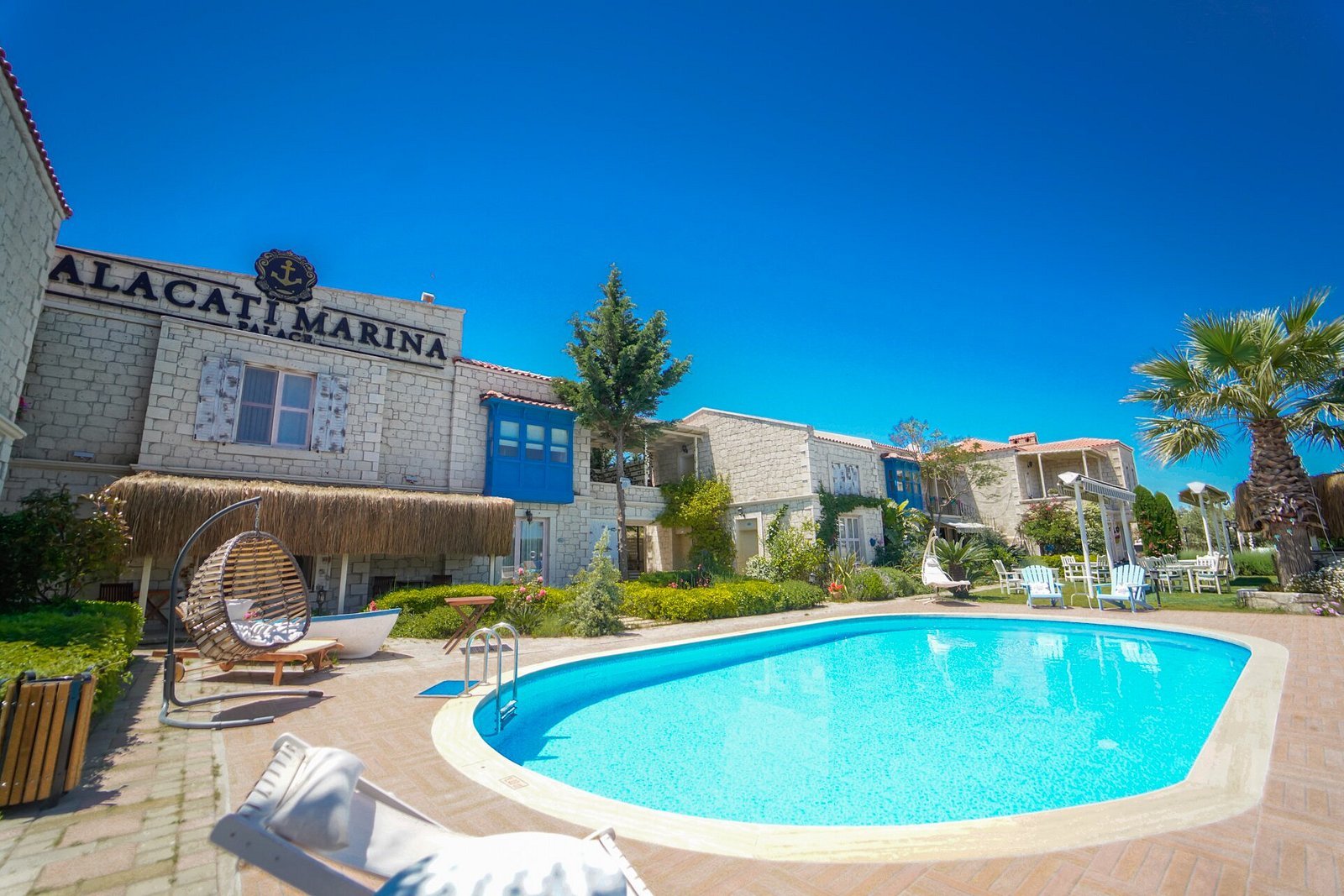 Alaçatı Marina Palace — Çeşme