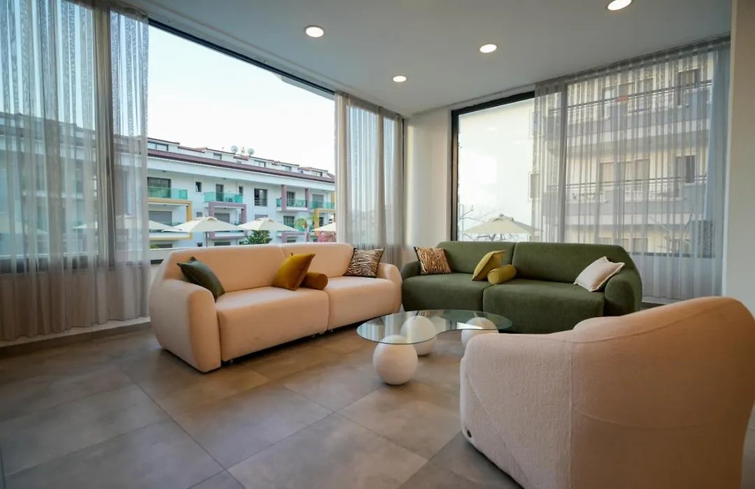 AViSOS HOTEL & APARTMENTS photo 4