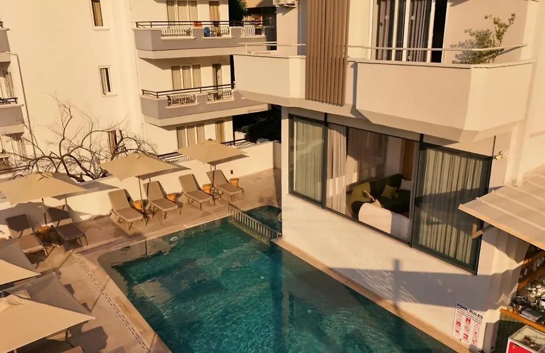 AViSOS HOTEL & APARTMENTS photo 9