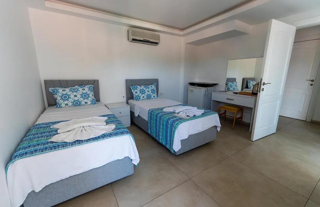 AViSOS HOTEL & APARTMENTS photo 12