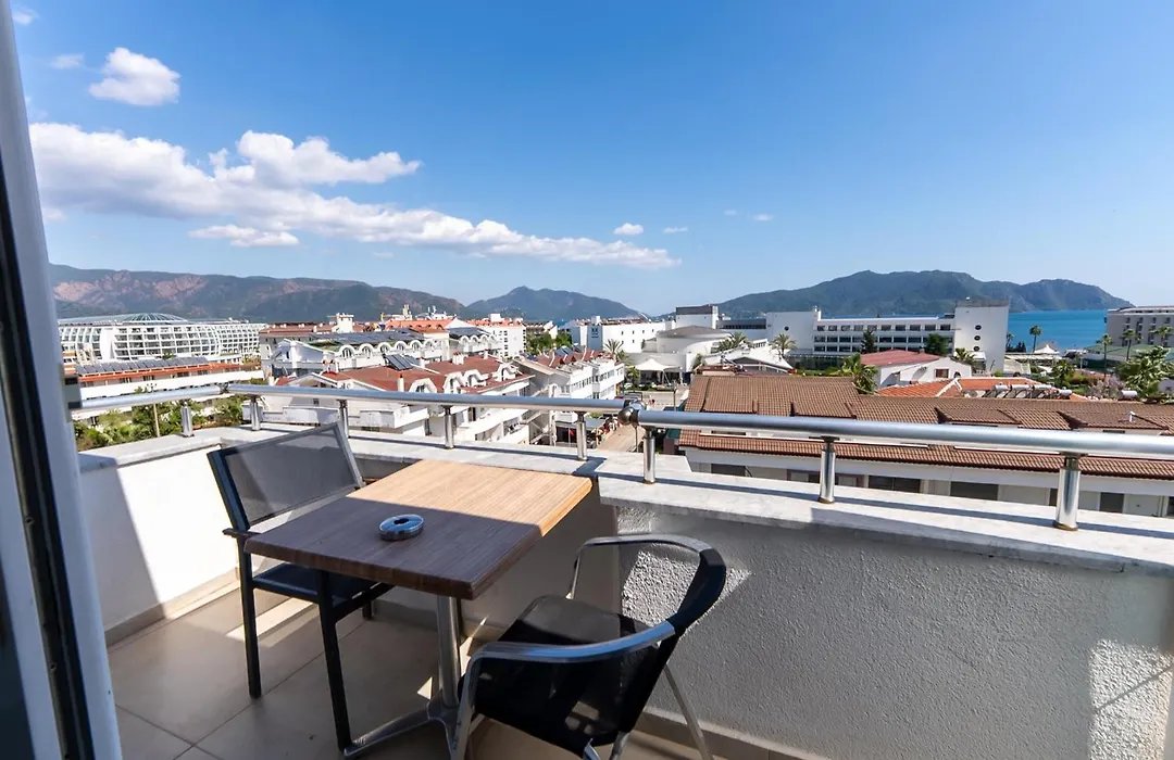 AViSOS HOTEL & APARTMENTS photo 17