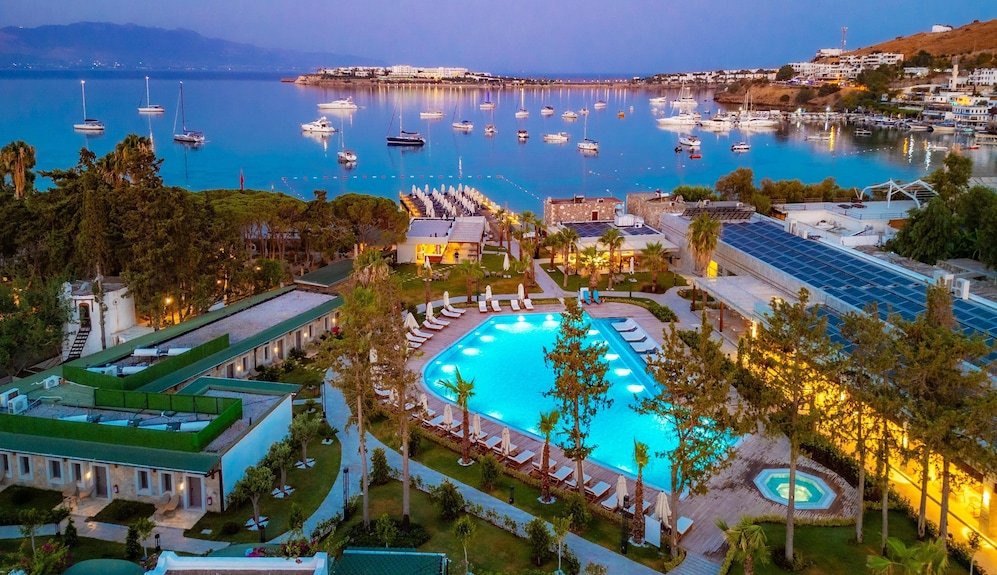 Sun & Sea Beach Hotel — Bodrum