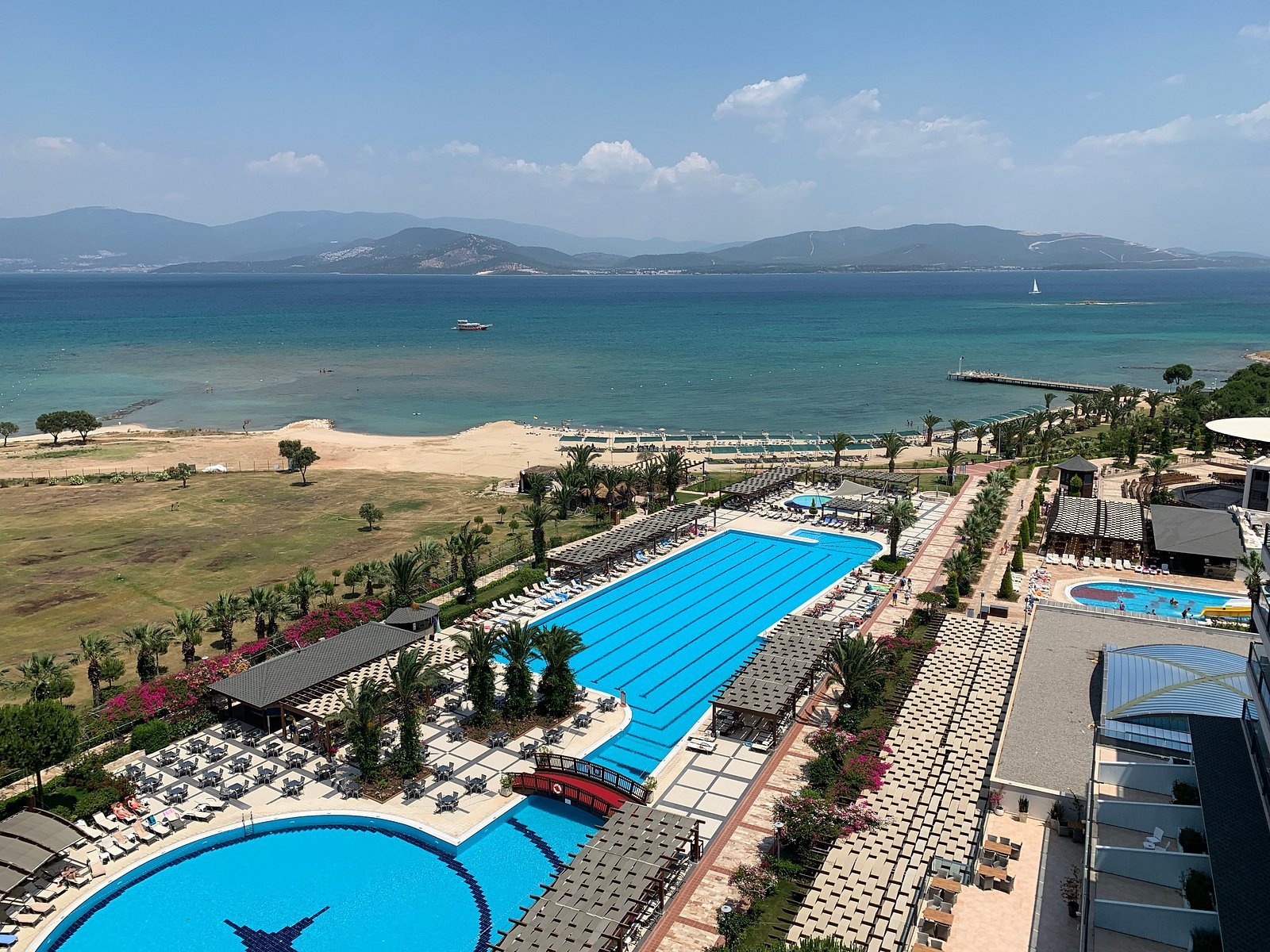 Venosa Beach Resort ex. Palm Wings Beach Resort photo 8